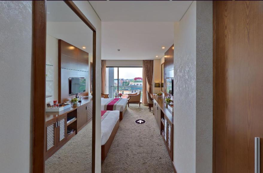 Le Indochina Hotel Bắc Ninh Esterno foto