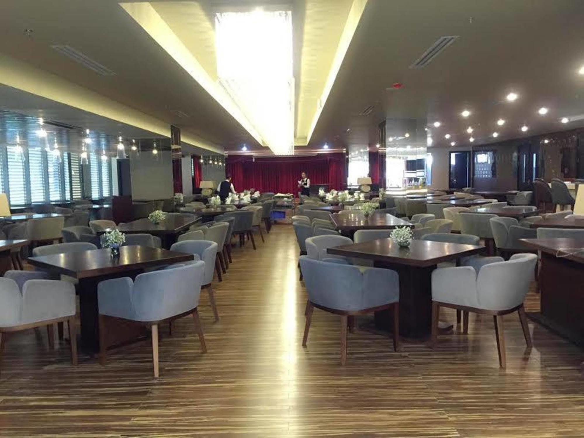 Le Indochina Hotel Bắc Ninh Esterno foto